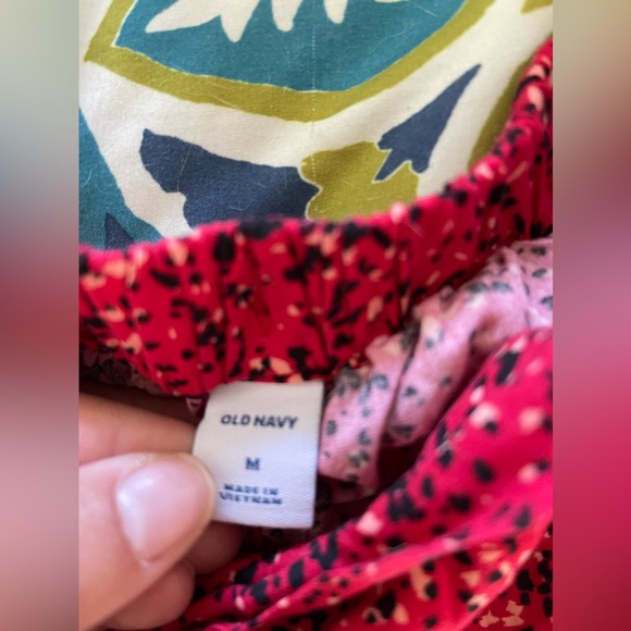 Old Navy midi skirt - Picture 3 of 3